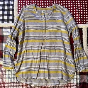 Old navy shirt